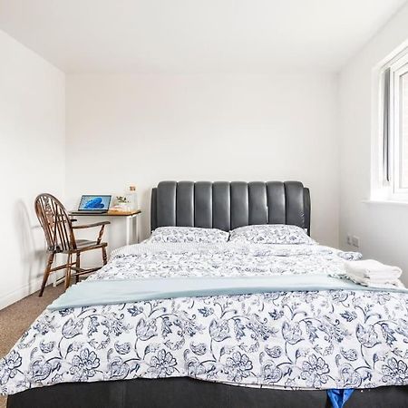 מנצ'סטר En-Suit Room With Free Dedicated Parking מראה חיצוני תמונה