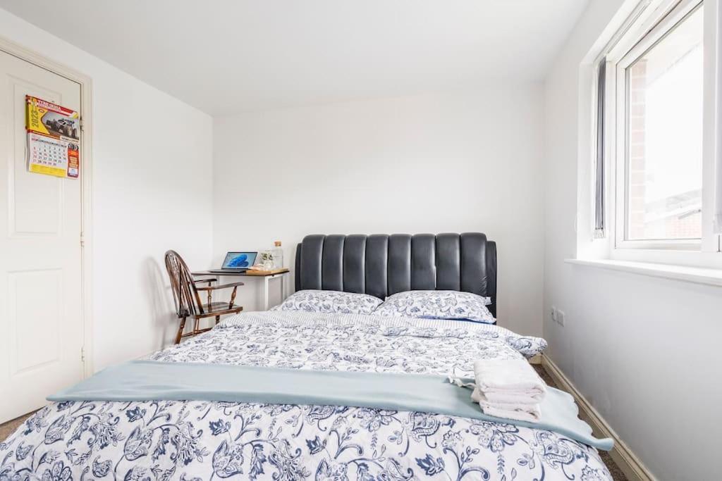 מנצ'סטר En-Suit Room With Free Dedicated Parking מראה חיצוני תמונה